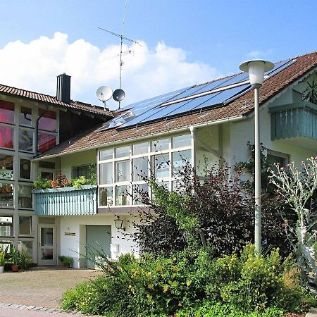 Welcoming Chalet Near Forest In Rohrnbach Bagian luar foto