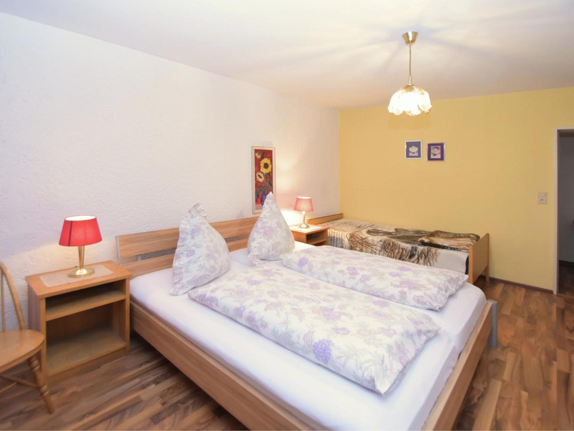 Welcoming Chalet Near Forest In Rohrnbach Bagian luar foto